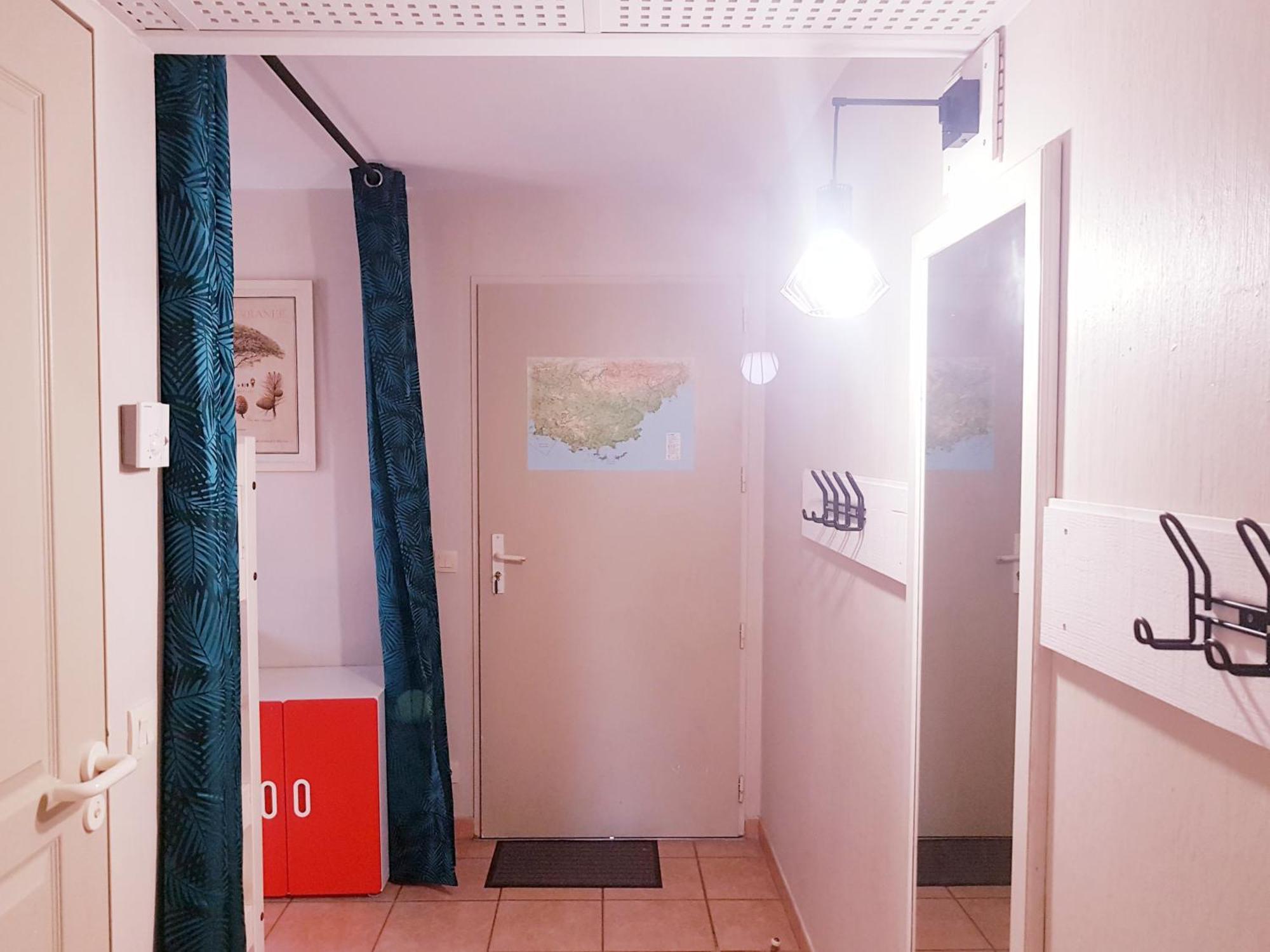 Ferienwohnung Les Ecrins De La Badine - Hameaux Hyères Zimmer foto