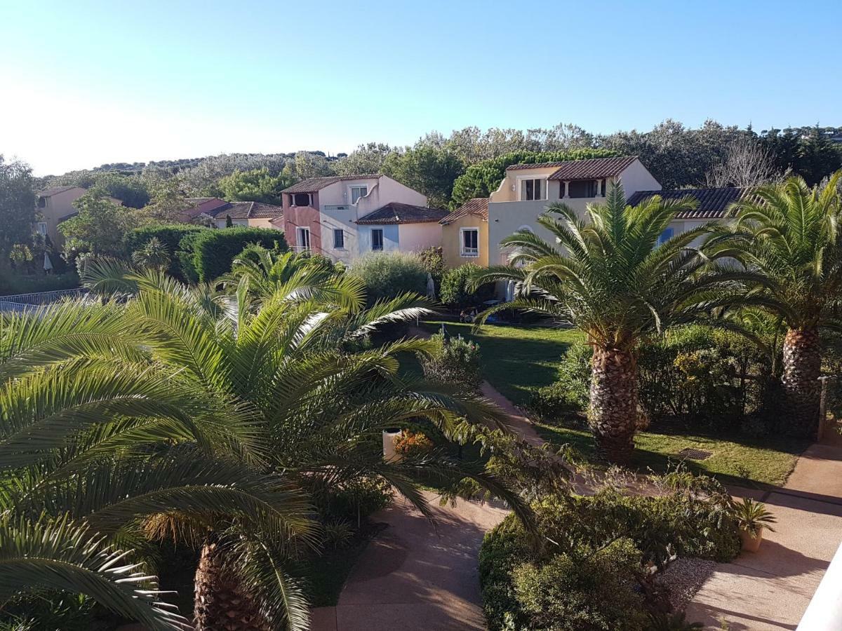 Ferienwohnung Les Ecrins De La Badine - Hameaux Hyères Exterior foto