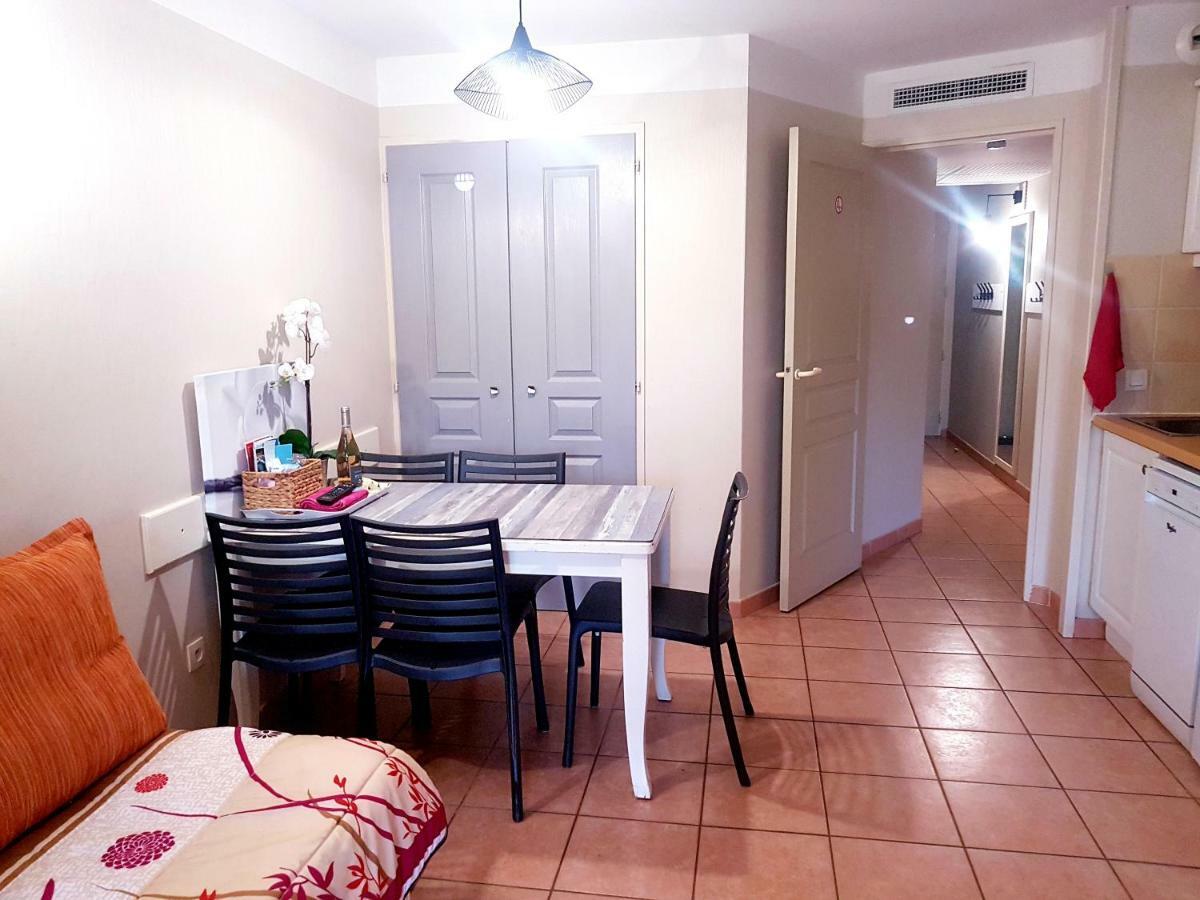 Ferienwohnung Les Ecrins De La Badine - Hameaux Hyères Exterior foto
