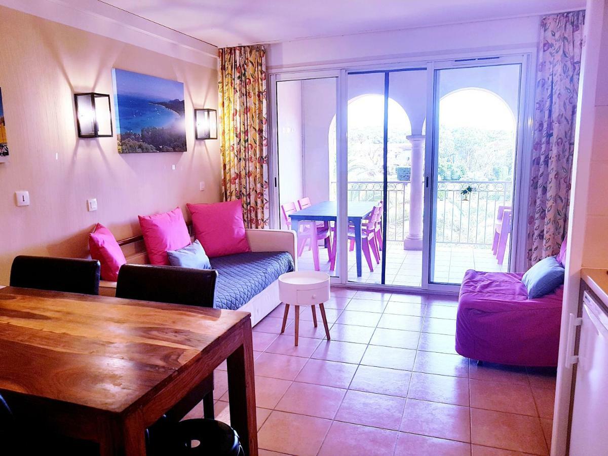 Ferienwohnung Les Ecrins De La Badine - Hameaux Hyères Exterior foto